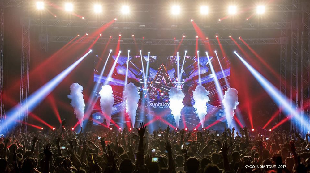 Kygo India Tour 2017 main stage with lighting and CO2